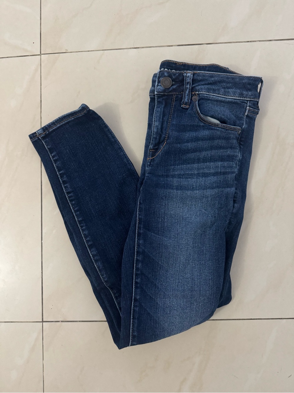 American Eagle Outfitters Women's Dark Blue Skinny Jeans